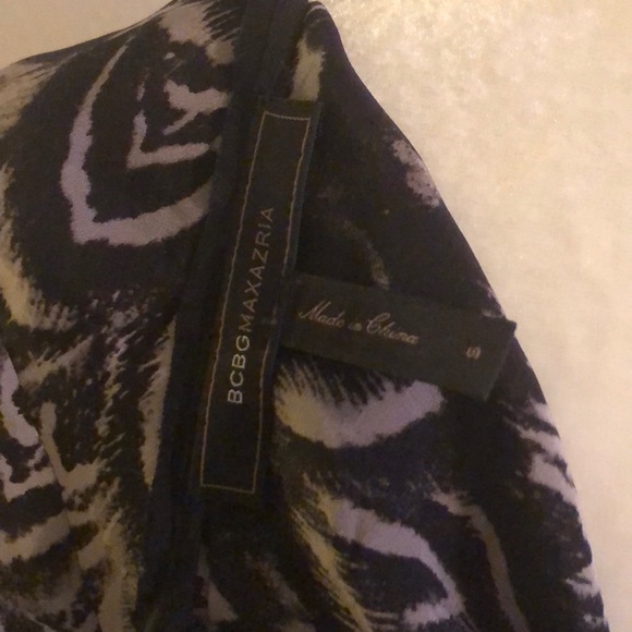 BCBG Silk Midi Shift Dress - Feather Print - Picture 4 of 12